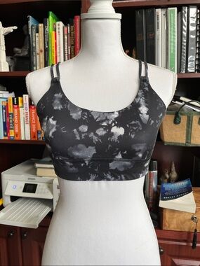 Black & White Tie-Dye Sports Bra - Women's Comfort Support by Lululemon